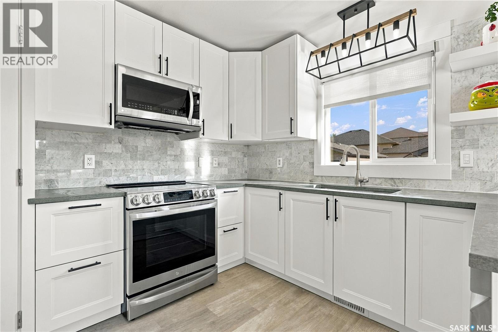 302 Gordon Road, Saskatoon, Saskatchewan  S7T 0A3 - Photo 11 - SK048953