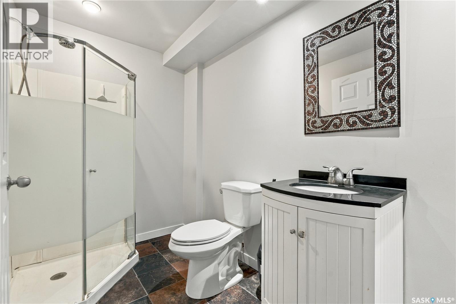 302 Gordon Road, Saskatoon, Saskatchewan  S7T 0A3 - Photo 39 - SK048953