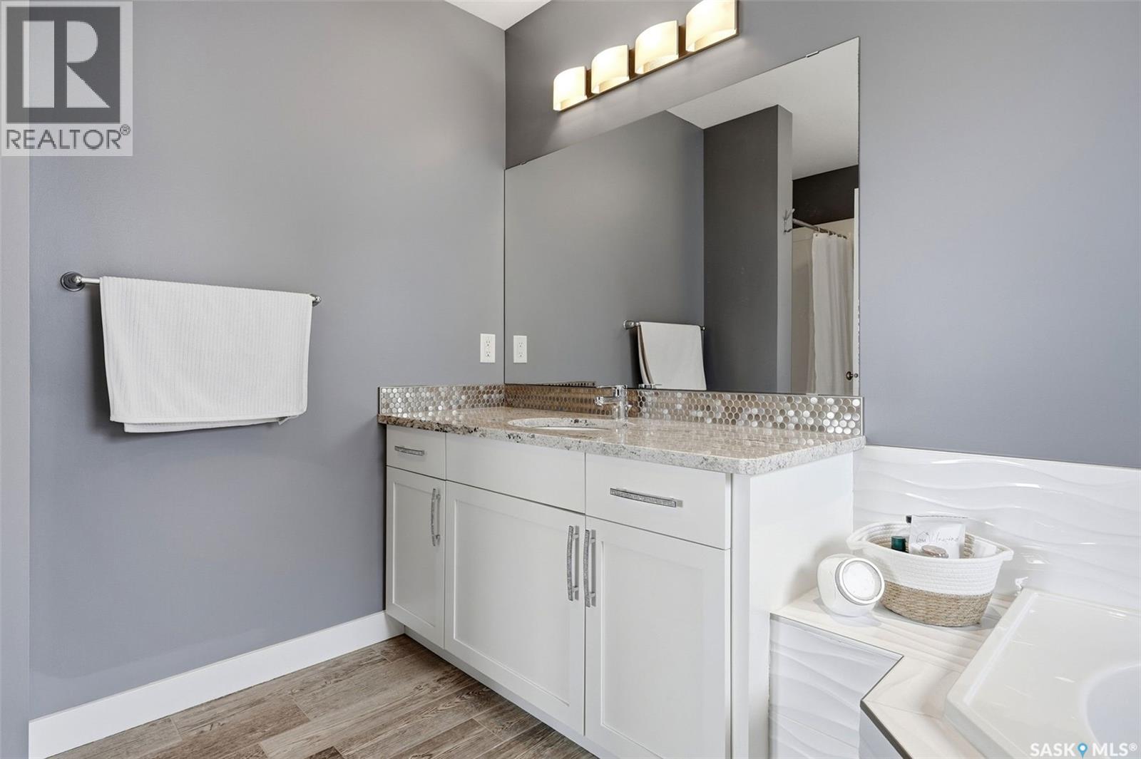 8933 Kestral Drive, Regina, Saskatchewan  S4Y 0C2 - Photo 31 - SK048950