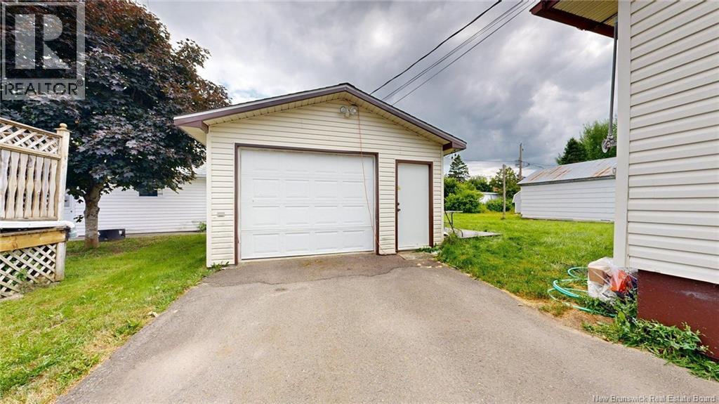 155 Ellerdale Avenue, Moncton, New Brunswick  E1A 3M8 - Photo 3 - NB143932