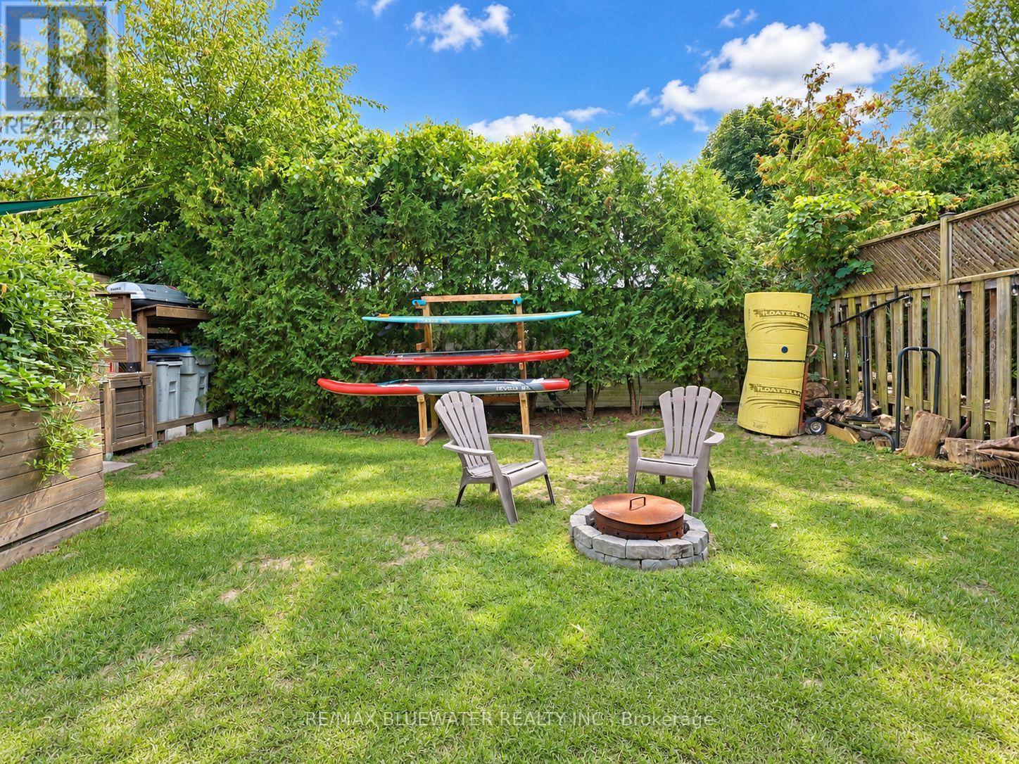 6379 West Parkway Drive, Lambton Shores, Ontario  N0N 1J0 - Photo 10 - X13808710
