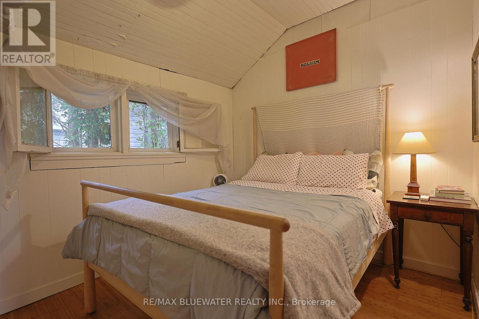 6379 West Parkway Drive, Lambton Shores, Ontario  N0N 1J0 - Photo 31 - X13808710