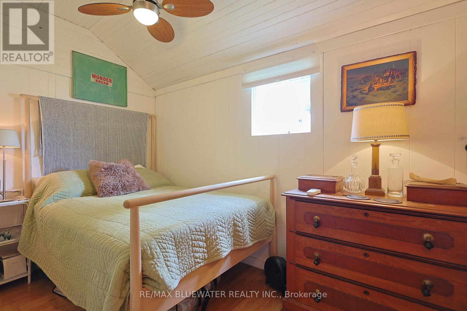 6379 West Parkway Drive, Lambton Shores, Ontario  N0N 1J0 - Photo 34 - X13808710