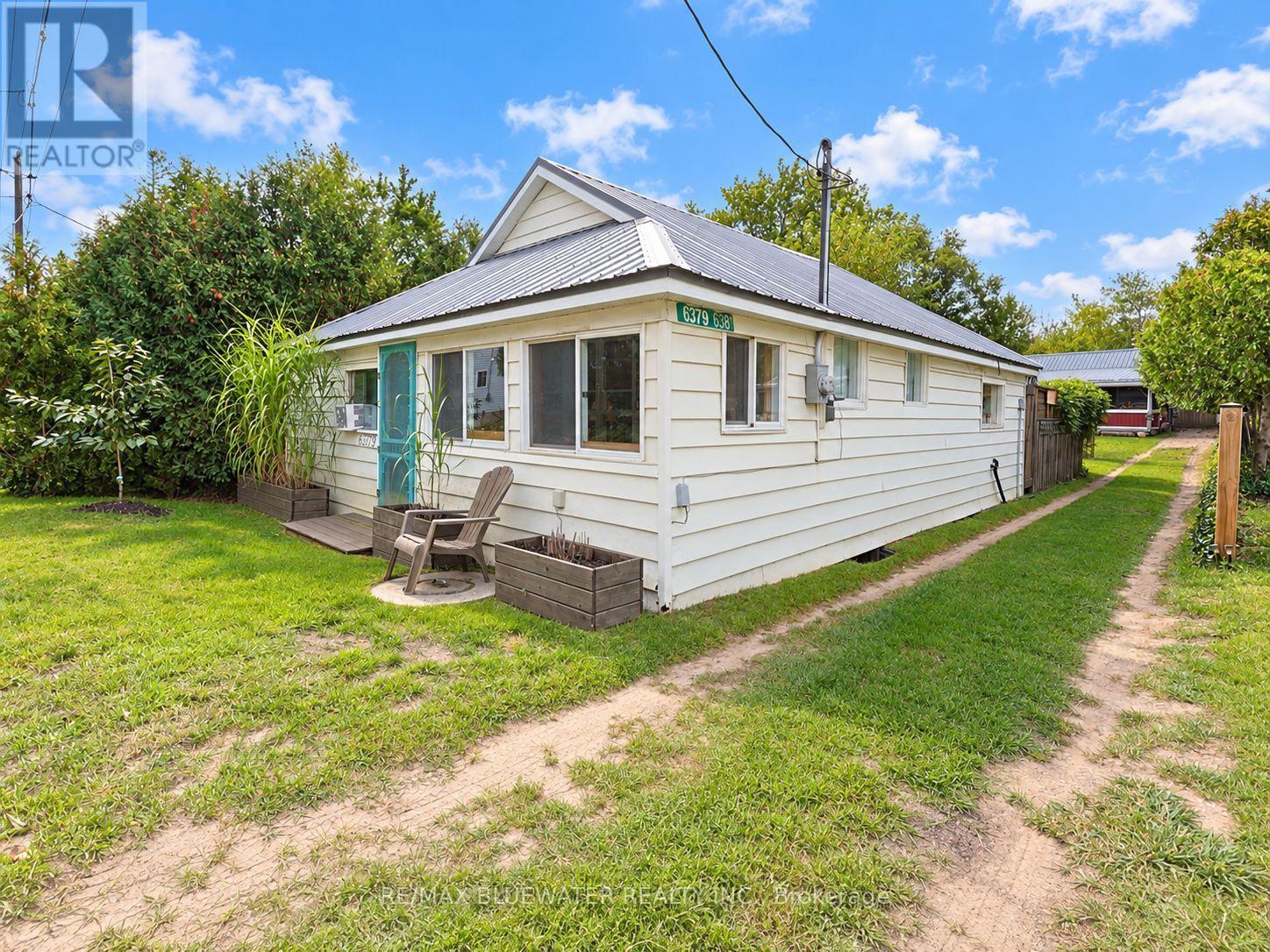 6379 West Parkway Drive, Lambton Shores, Ontario  N0N 1J0 - Photo 7 - X13808710