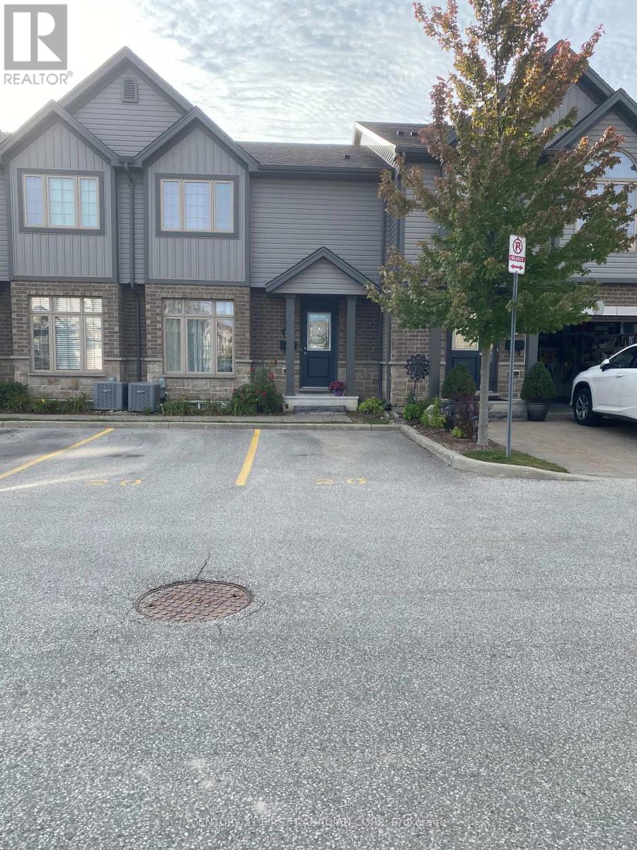 20 - 3400 CASTLE ROCK PLACE, London South, Ontario