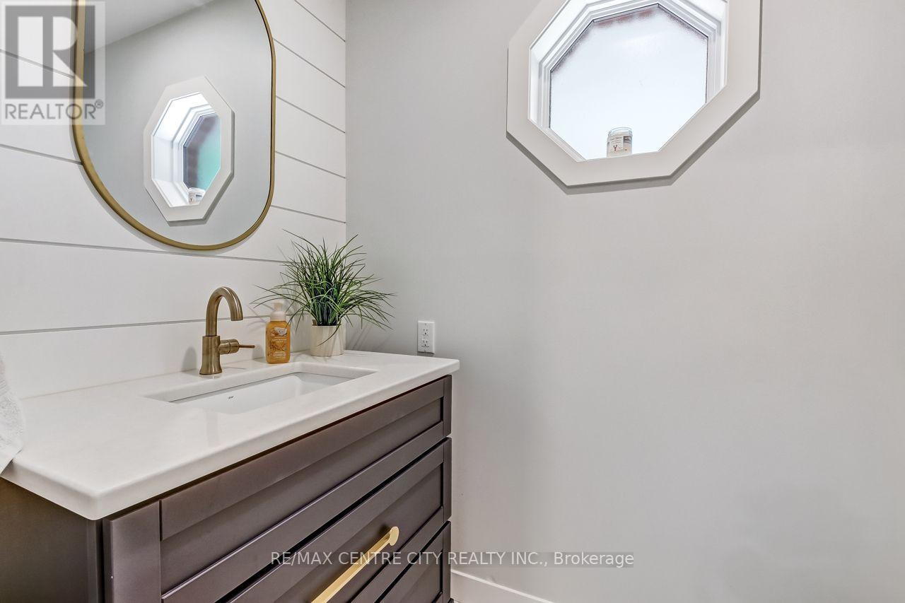 37450 Lake Line, Southwold, Ontario  N5L 1J1 - Photo 17 - X13809032