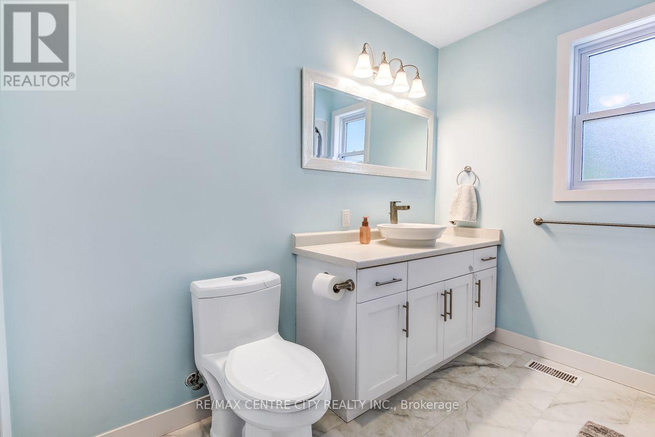 37450 Lake Line, Southwold, Ontario  N5L 1J1 - Photo 24 - X13809032