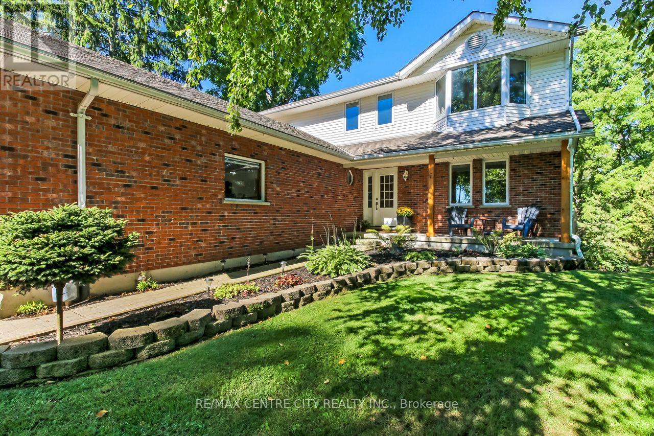 37450 Lake Line, Southwold, Ontario  N5L 1J1 - Photo 3 - X13809032