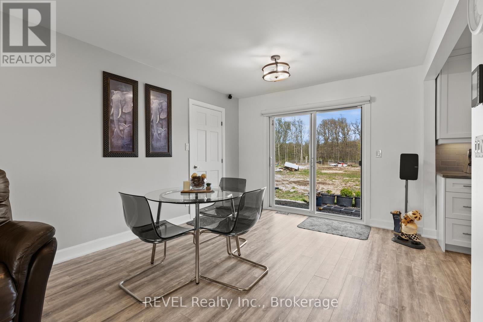 3290 Switch Road, Fort Erie (Black Creek), Ontario  L0S 1S0 - Photo 10 - X13808716