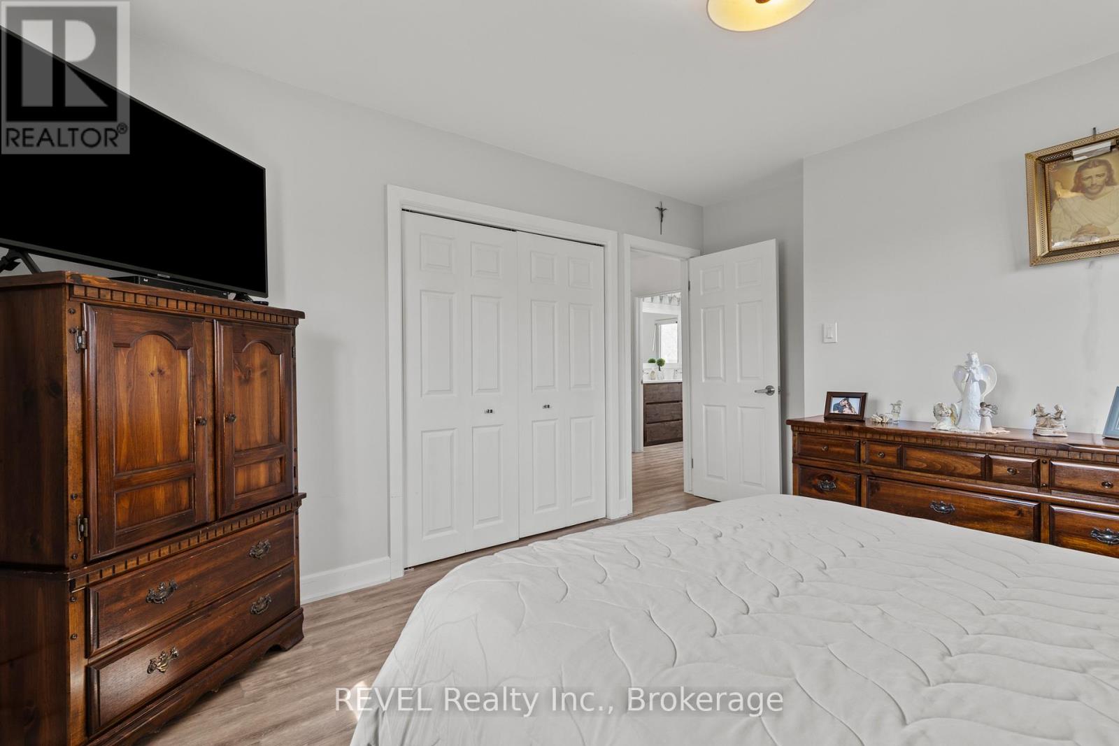 3290 Switch Road, Fort Erie (Black Creek), Ontario  L0S 1S0 - Photo 20 - X13808716
