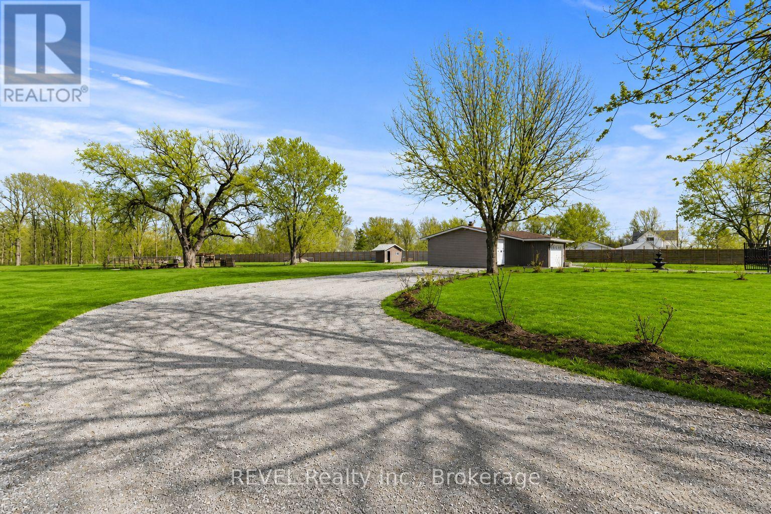 3290 Switch Road, Fort Erie (Black Creek), Ontario  L0S 1S0 - Photo 38 - X13808716