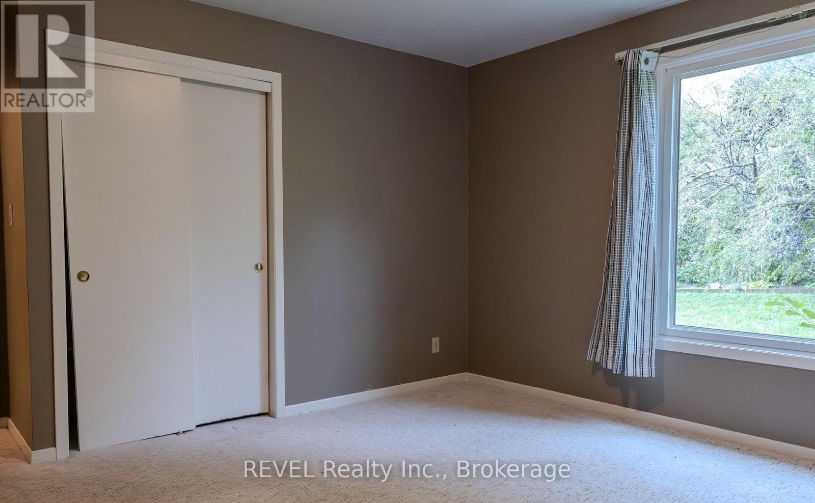 7285 Rolling Acres Crescent, Niagara Falls, Ontario  L2J 1E5 - Photo 17 - X13808726