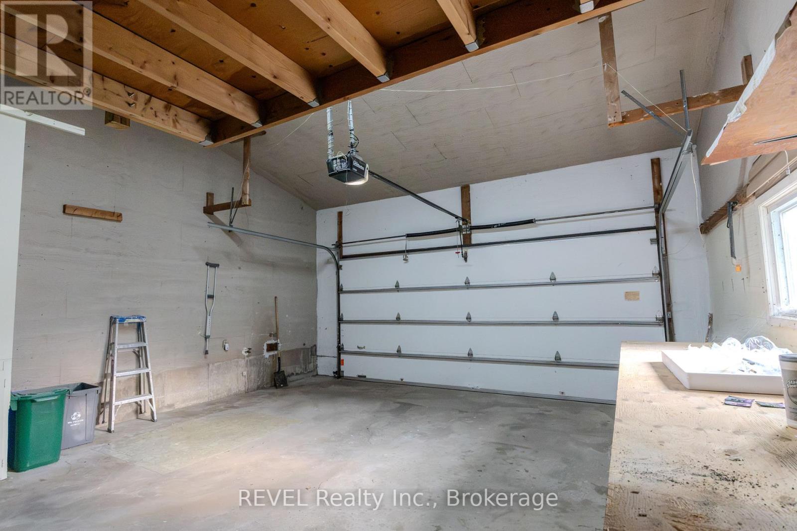 7285 Rolling Acres Crescent, Niagara Falls, Ontario  L2J 1E5 - Photo 35 - X13808726