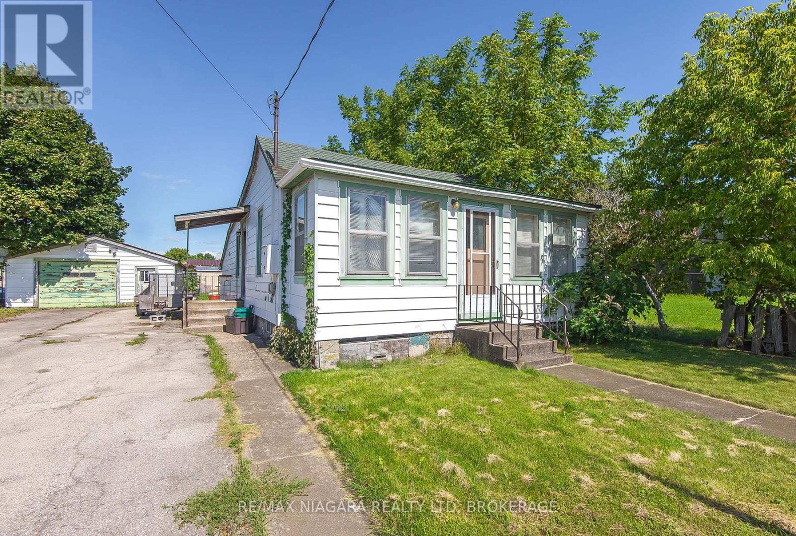 220 Fraser Street, Port Colborne, Ontario  L3K 1E7 - Photo 3 - X13808730