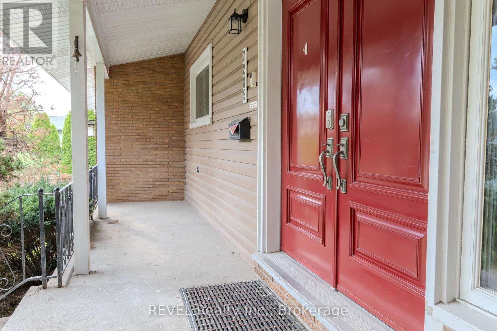 7285 Rolling Acres Crescent, Niagara Falls, Ontario  L2J 1E5 - Photo 5 - X13808746