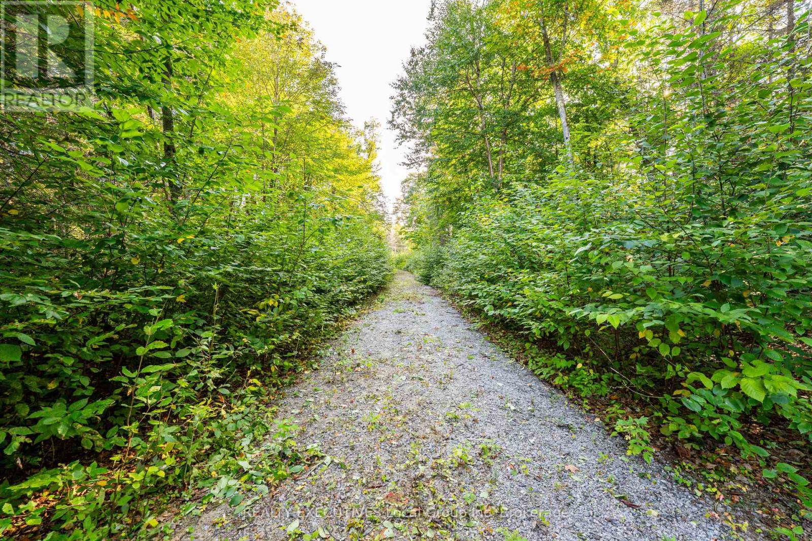 1010 Four Mile Lake Road, North Bay, Ontario  P1B 8G2 - Photo 12 - X13809030