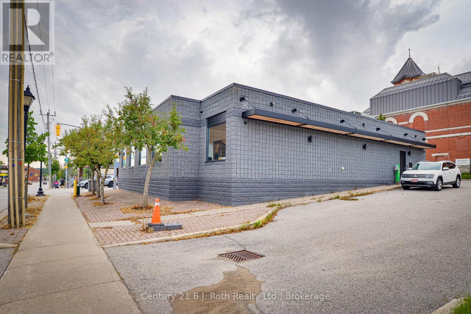 40 Peter Street S, Orillia, Ontario  L3V 5A9 - Photo 28 - S13808702