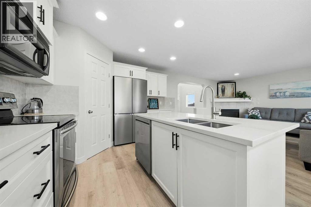 15 Tuscany Reserve Bay NW