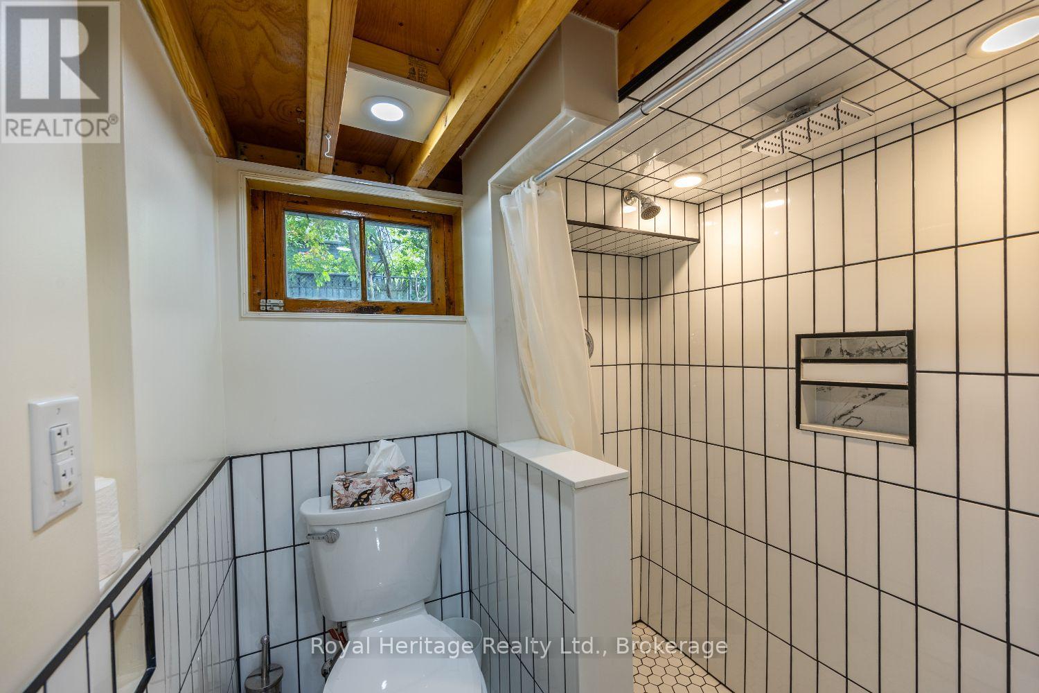 207 Valencia Road, Oshawa, Ontario  L1J 1P2 - Photo 27 - E13808772