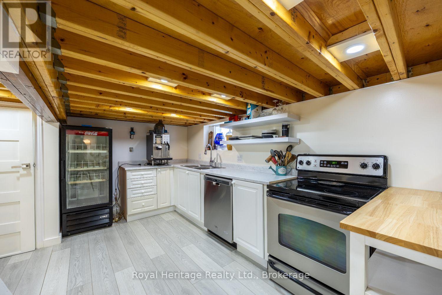 207 Valencia Road, Oshawa, Ontario  L1J 1P2 - Photo 24 - E13808814