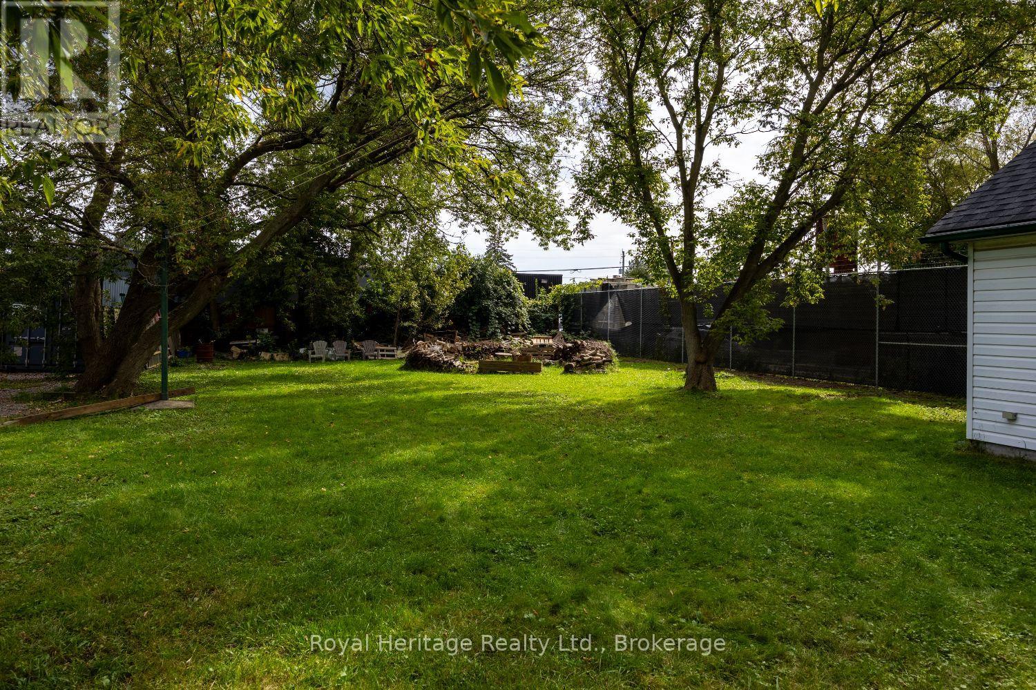 207 Valencia Road, Oshawa, Ontario  L1J 1P2 - Photo 41 - E13808814