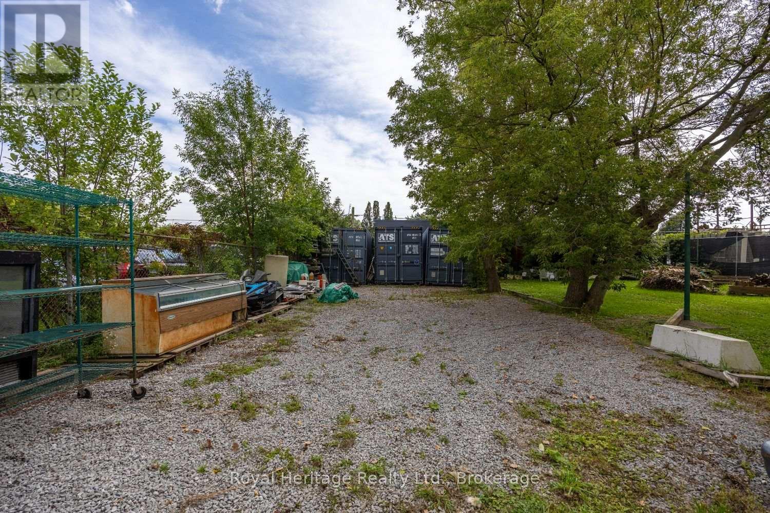 203 Valencia Road, Oshawa, Ontario  L1J 1P2 - Photo 19 - E13808840