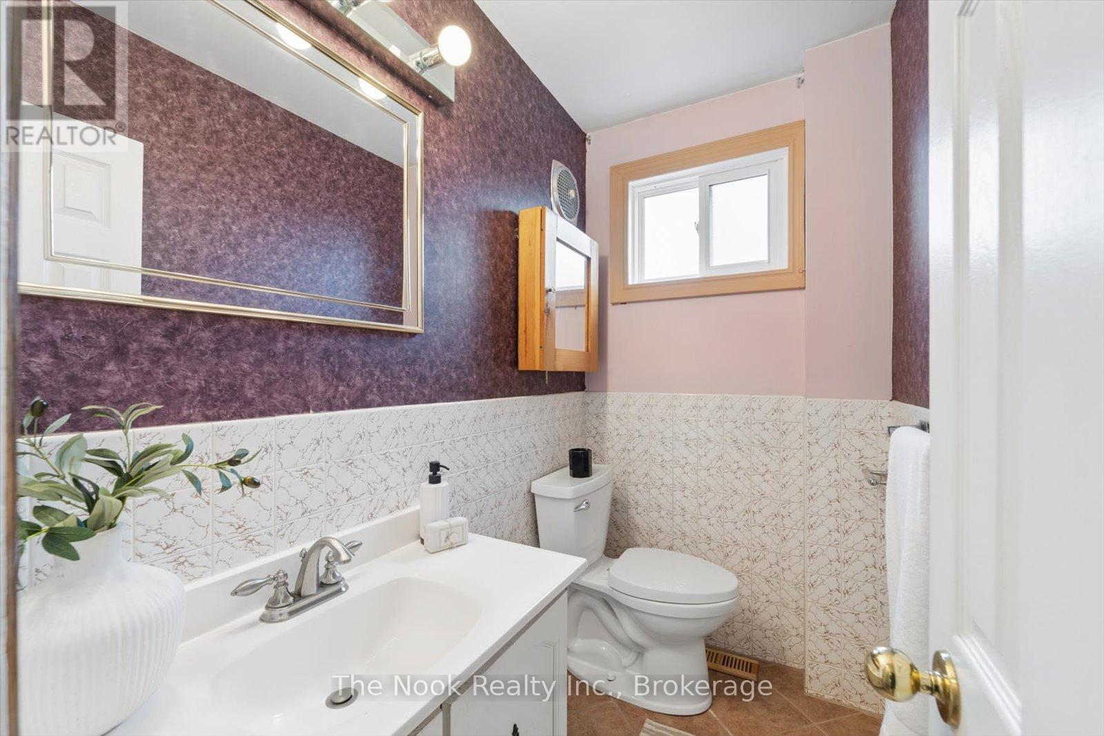 4680 Anderson Street, Whitby, Ontario  L1R 2V9 - Photo 9 - E13808896