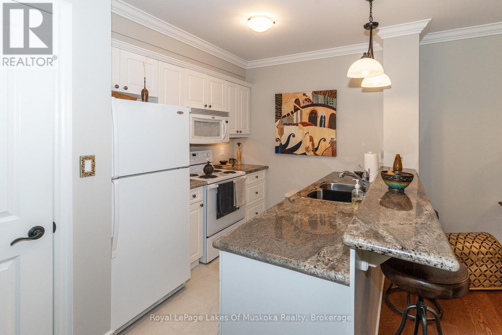 403 - 391 James Street W, Gravenhurst, Ontario  P1P 0A5 - Photo 14 - X13808786
