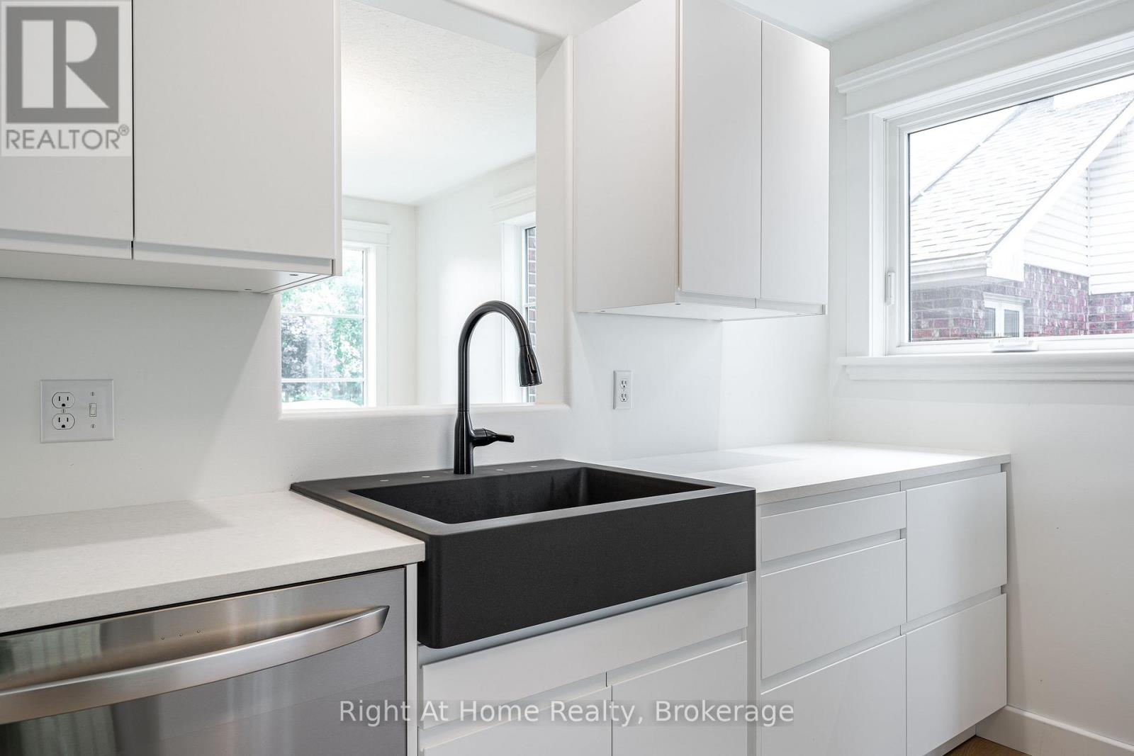 310 Briarhill Drive, Stratford, Ontario  N5A 7S2 - Photo 11 - X13808830