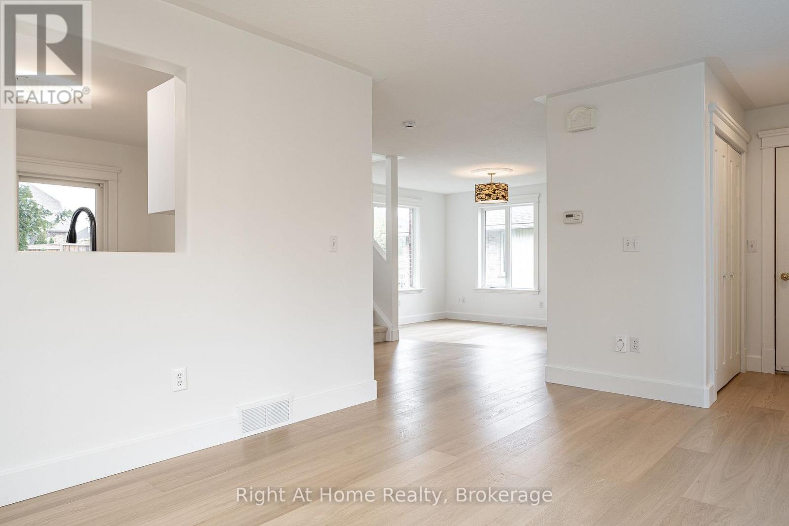 310 Briarhill Drive, Stratford, Ontario  N5A 7S2 - Photo 5 - X13808830