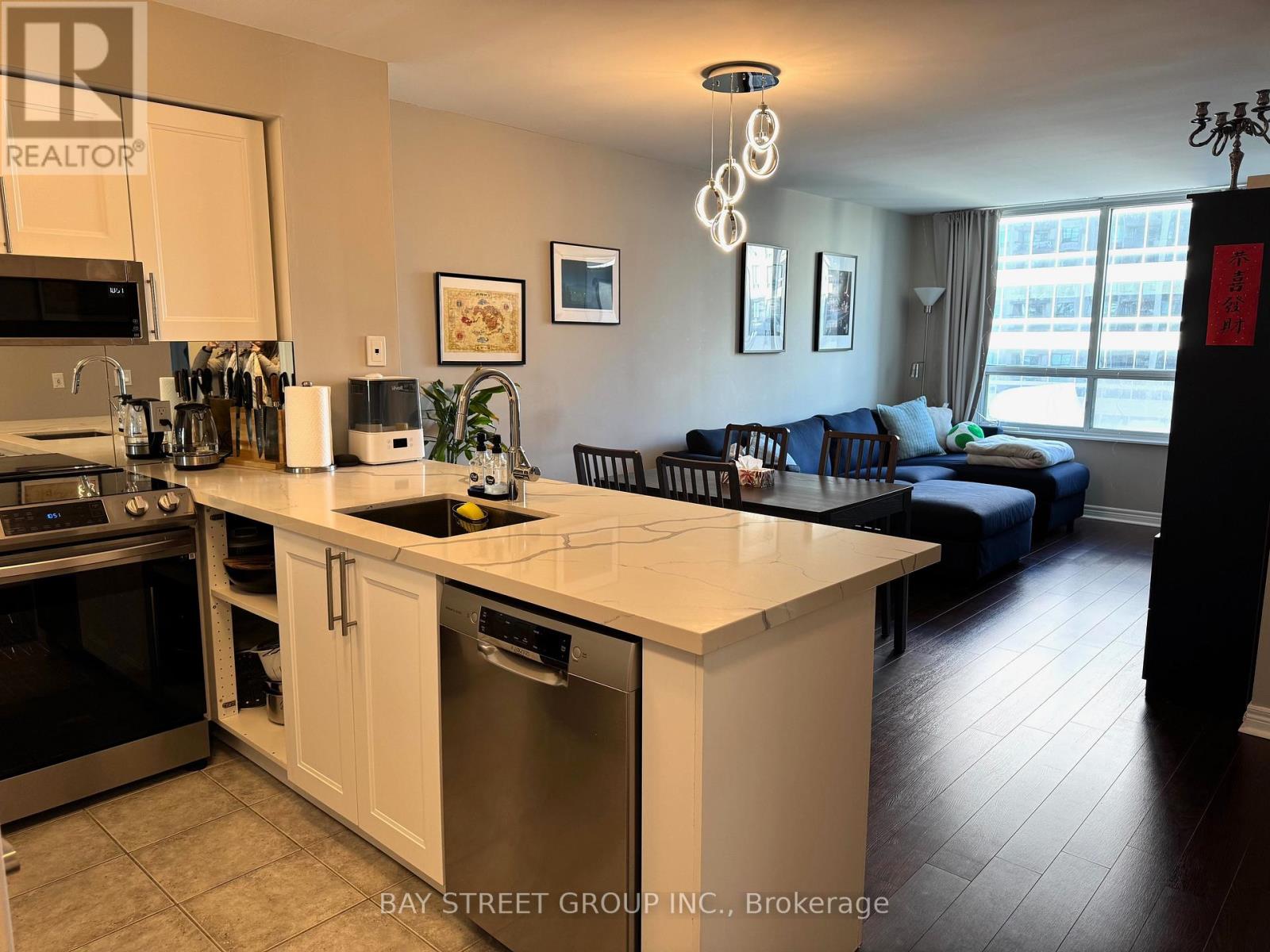 1203 - 18 Parkview Avenue, Toronto, Ontario  M2N 7H7 - Photo 3 - C13808790