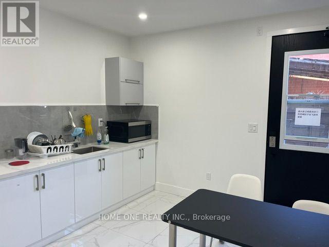101 - 35 Denison Avenue, Toronto, Ontario  M5T 2M6 - Photo 7 - C13808828