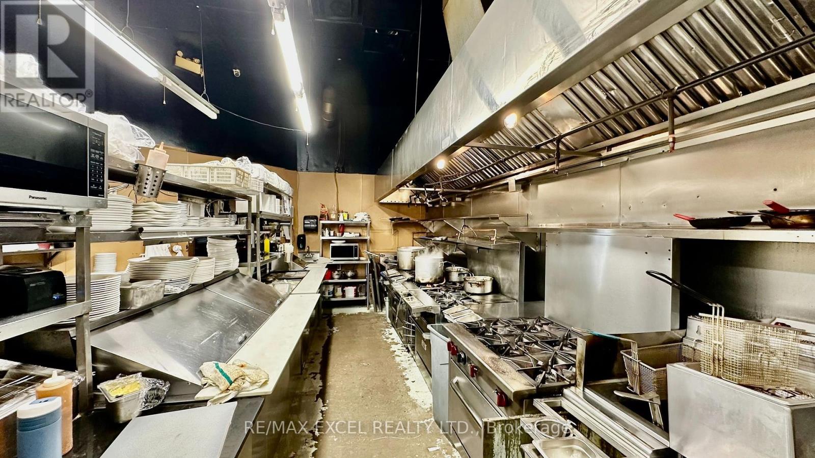 8,8a - 865 York Mills Road, Toronto, Ontario  M3B 1Y6 - Photo 14 - C13808844