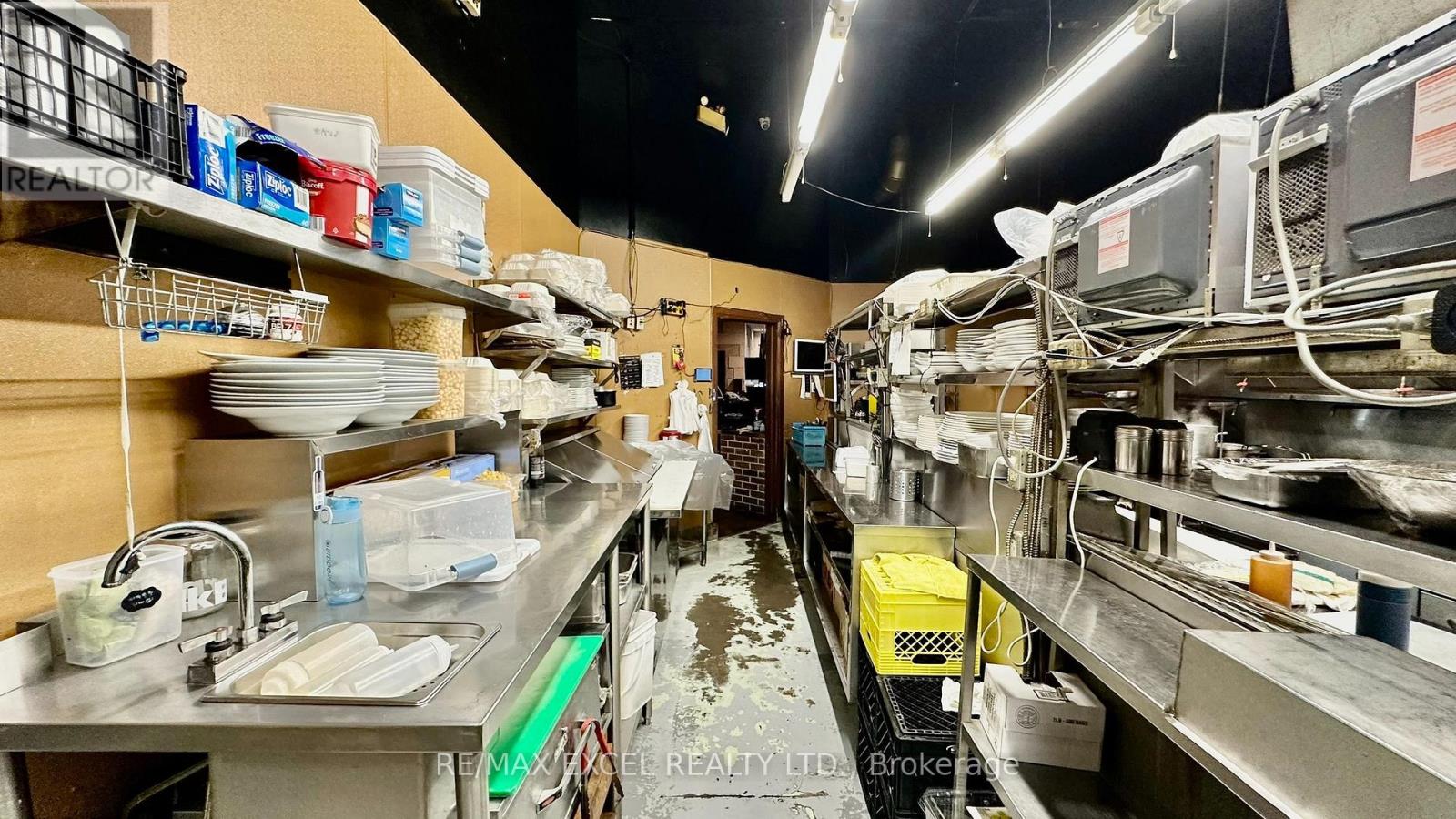 8,8a - 865 York Mills Road, Toronto, Ontario  M3B 1Y6 - Photo 16 - C13808844