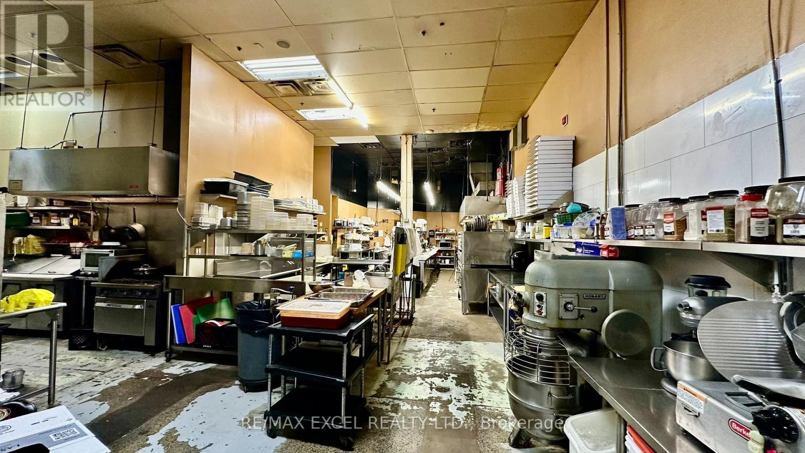 8,8a - 865 York Mills Road, Toronto, Ontario  M3B 1Y6 - Photo 19 - C13808844