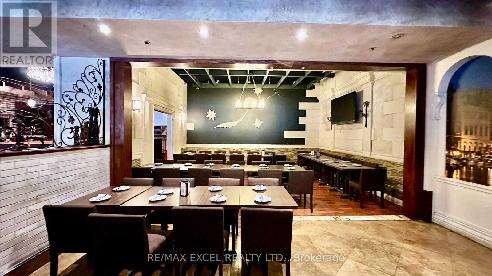 8,8a - 865 York Mills Road, Toronto, Ontario  M3B 1Y6 - Photo 7 - C13808844