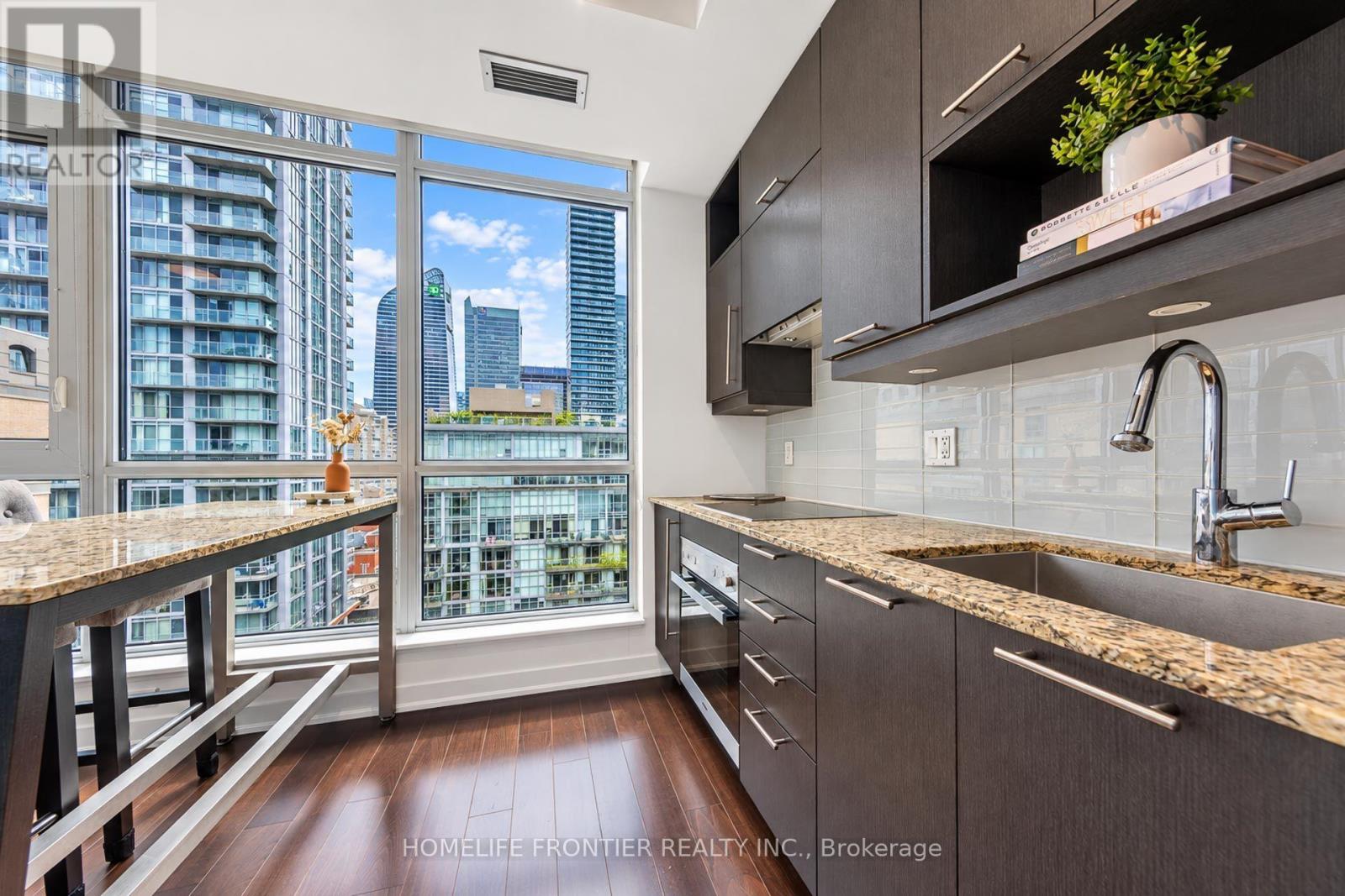 1404 - 199 Richmond Street W, Toronto, Ontario  M5V 0H4 - Photo 15 - C13808856