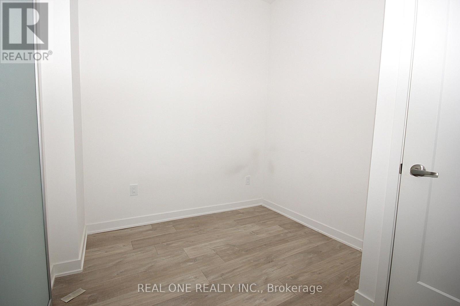 1105 - 60 Princess Street, Toronto, Ontario  M5A 2C7 - Photo 13 - C13809040