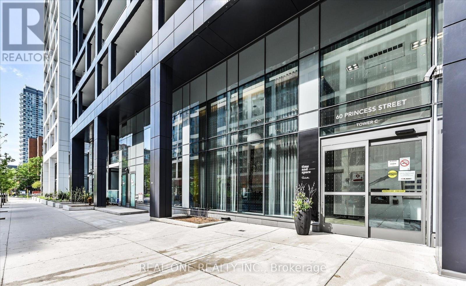 1105 - 60 Princess Street, Toronto, Ontario  M5A 2C7 - Photo 3 - C13809040