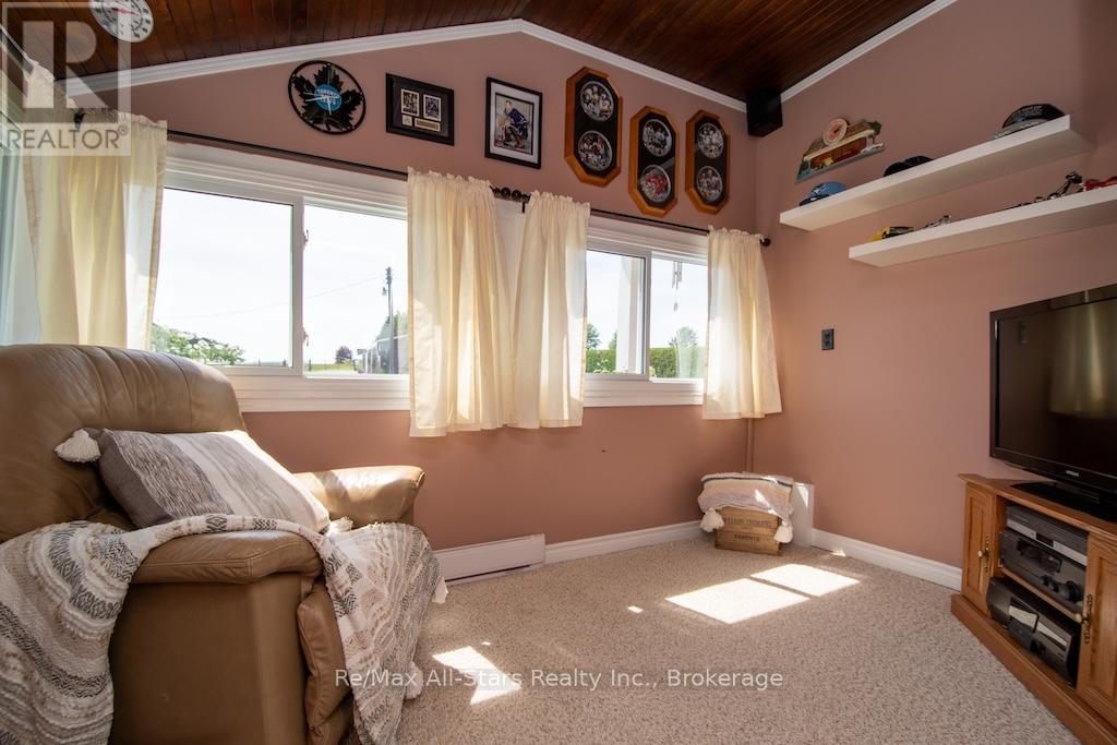 402 Mount Horeb Road, Kawartha Lakes, Ontario  K0L 2X0 - Photo 15 - X13808946