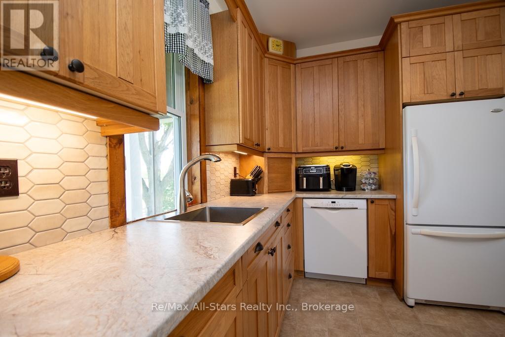 402 Mount Horeb Road, Kawartha Lakes, Ontario  K0L 2X0 - Photo 9 - X13808946
