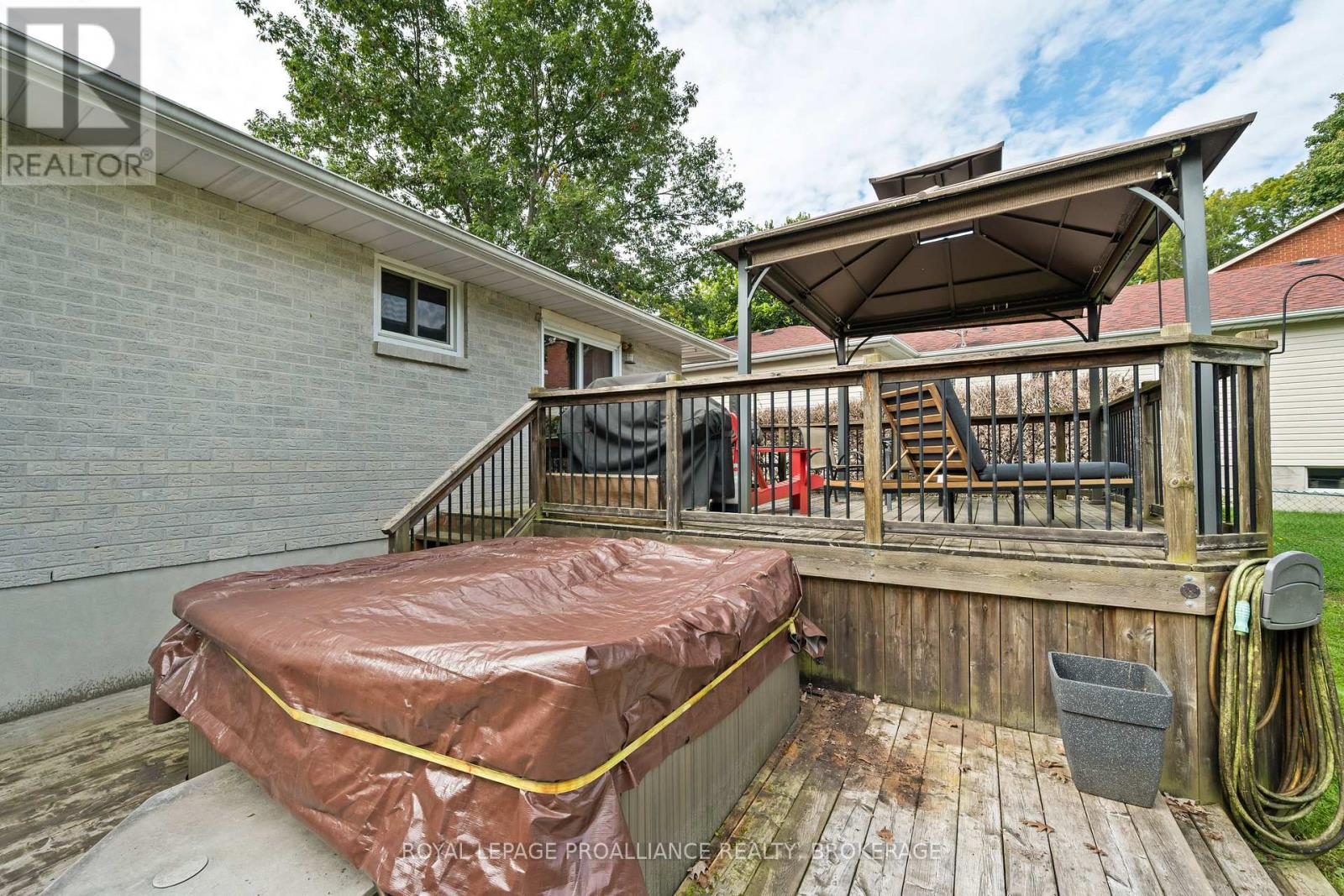 1212 Prince Charles Drive, Kingston, Ontario  K7M 5K1 - Photo 34 - X13808724