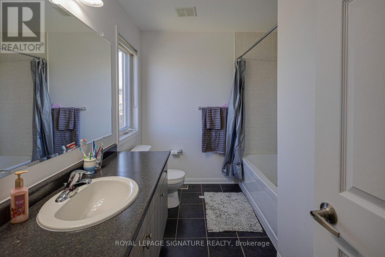 1832 Misthollow Drive, Pickering, Ontario  L1X 0A7 - Photo 28 - E13808868