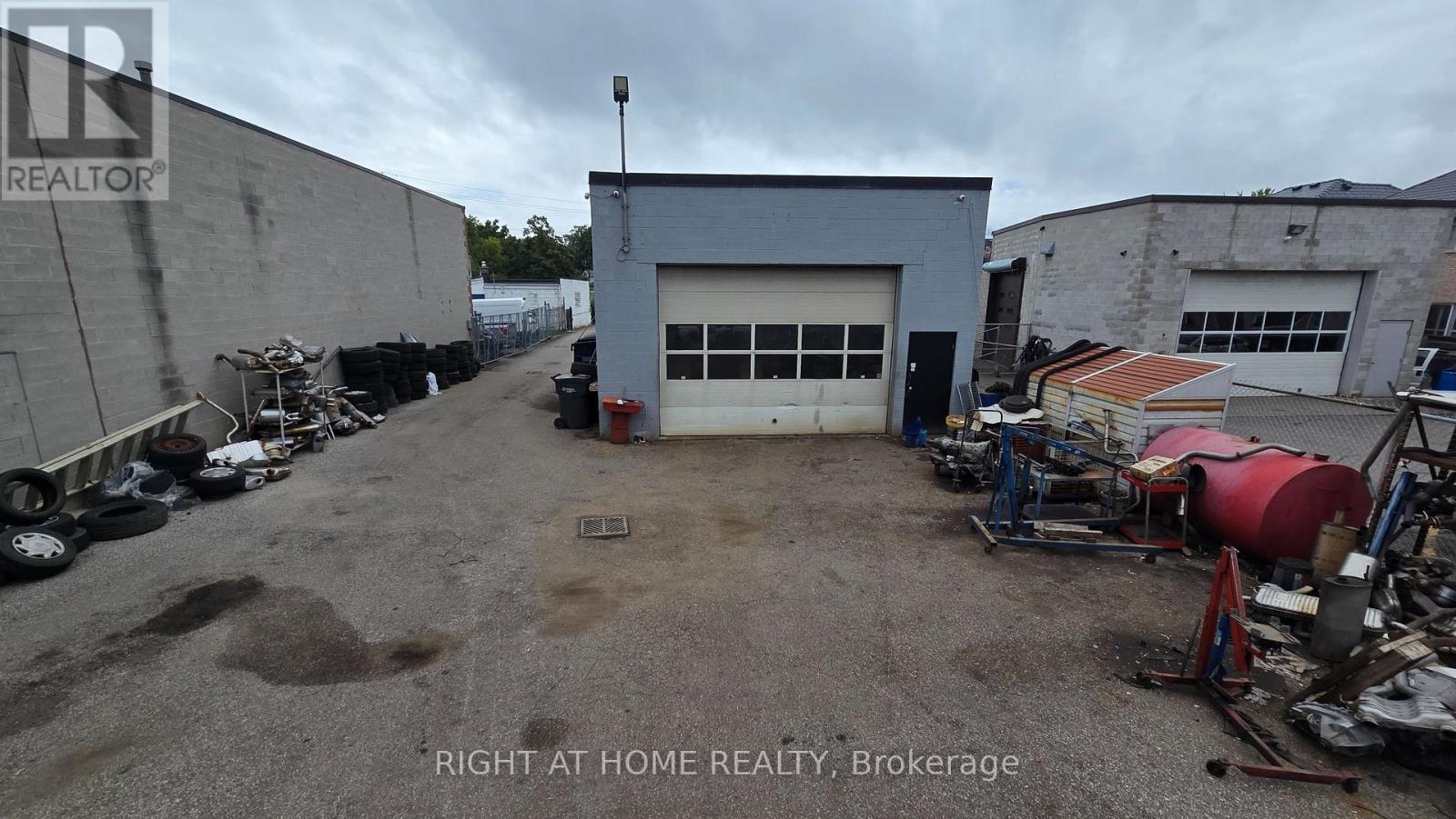 6462 Kingston Road, Toronto, Ontario  M1C 1L4 - Photo 4 - E13809026