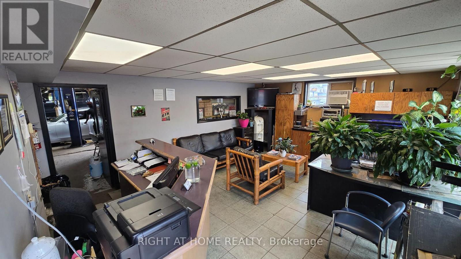 6462 Kingston Road, Toronto, Ontario  M1C 1L4 - Photo 9 - E13809026