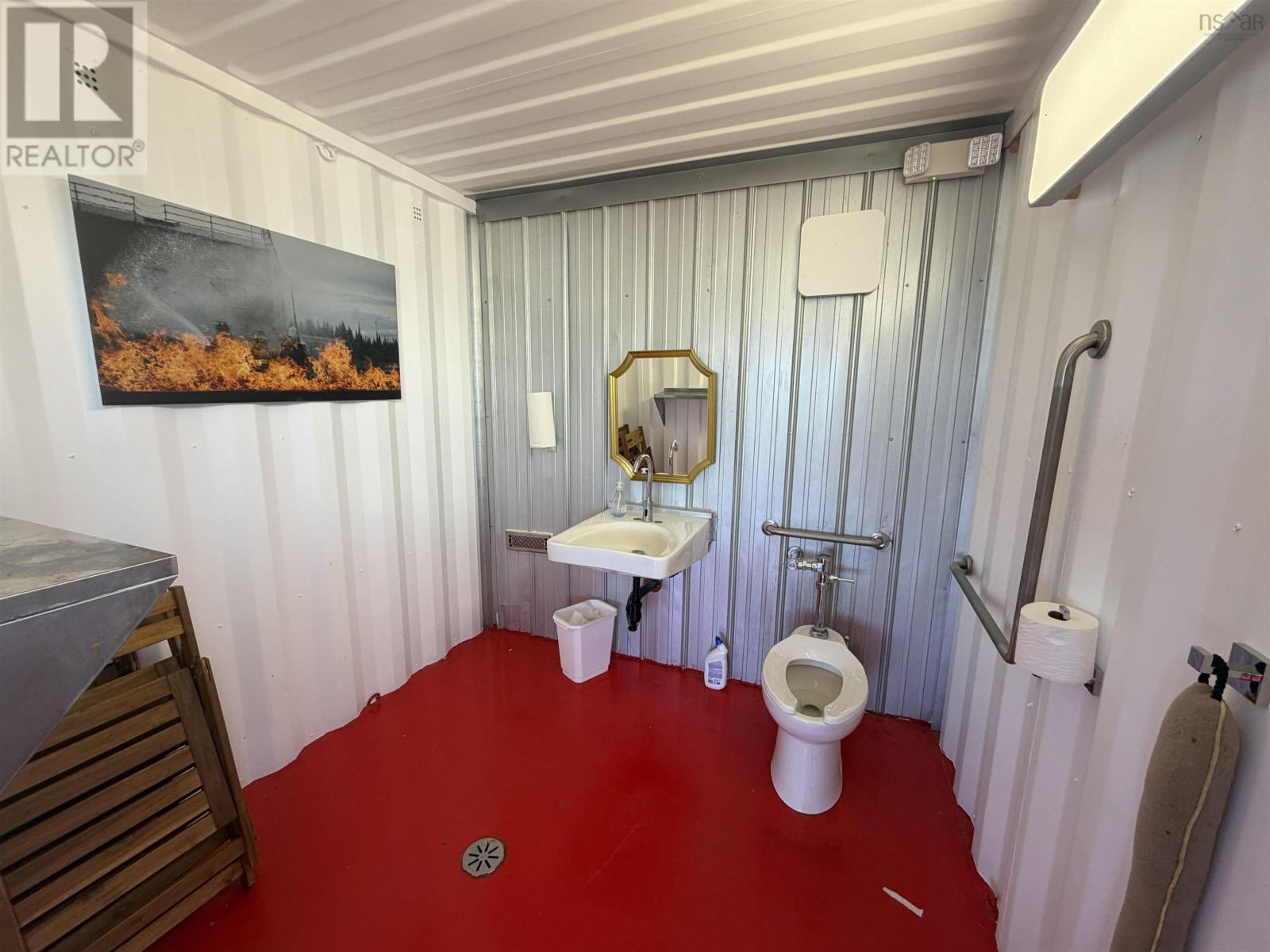 picture 28
