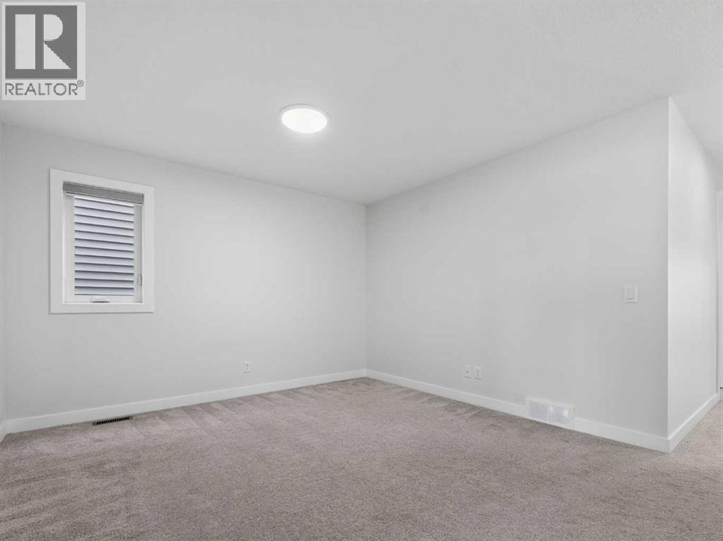 134 Hotchkiss Manor SE photo 27