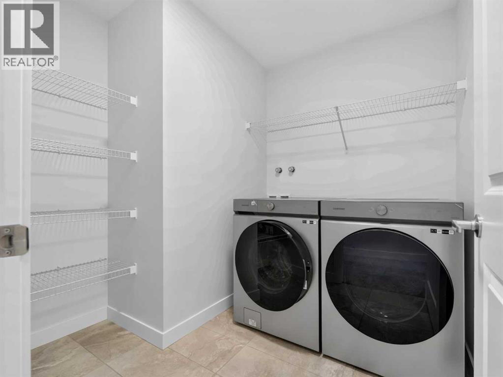134 Hotchkiss Manor SE photo 23
