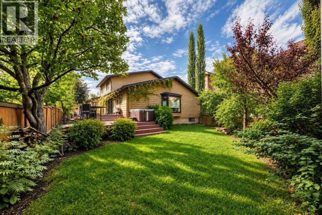 343 Berkshire Place NW, Calgary, Alberta  T3K 1K8 - Photo 44 - A2344381