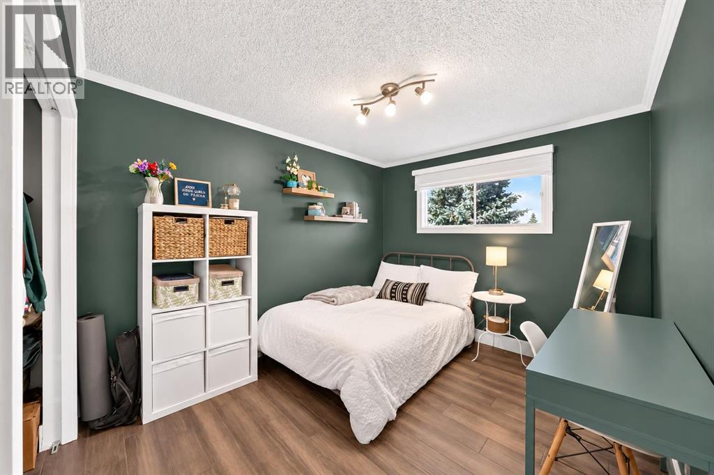 343 Berkshire Place NW, Calgary, Alberta  T3K 1K8 - Photo 23 - A2344381